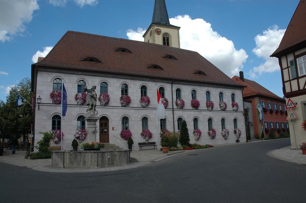 Ferienwohnung Weingärtner's Hof Sommerach Exterior foto